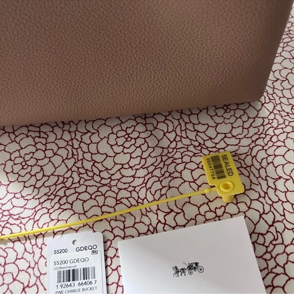 COACH Tan Peach Cream Charlie Bucket Leather Shoulder Bag - Picture 4 of 11